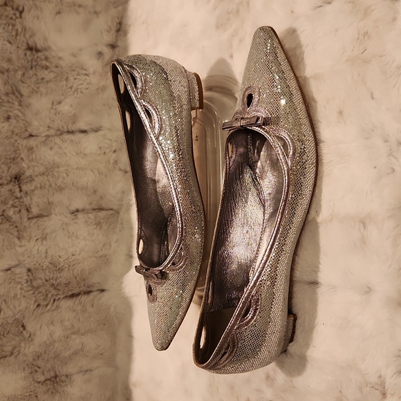 Miu Miu Pointed Toe Ballet Flats - Picture 6 of 10